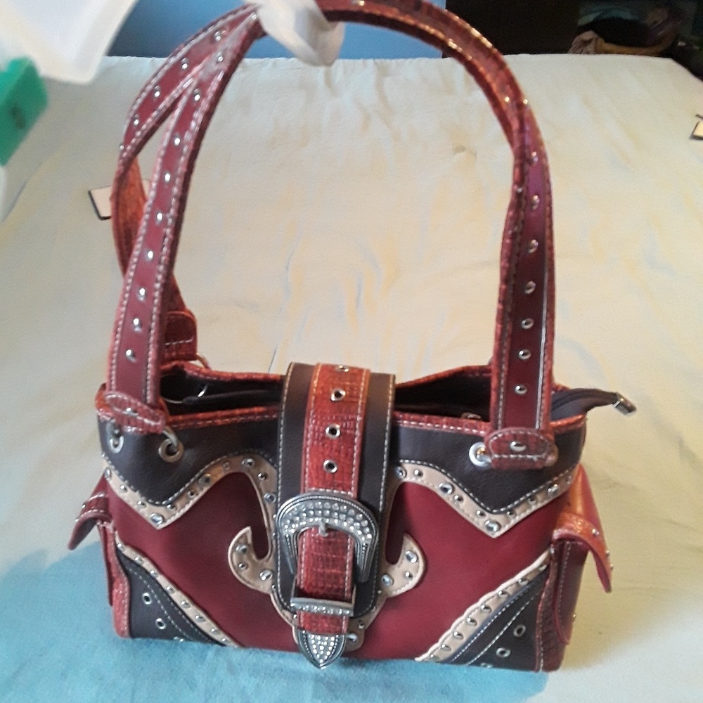 P&G Western Collection Bag